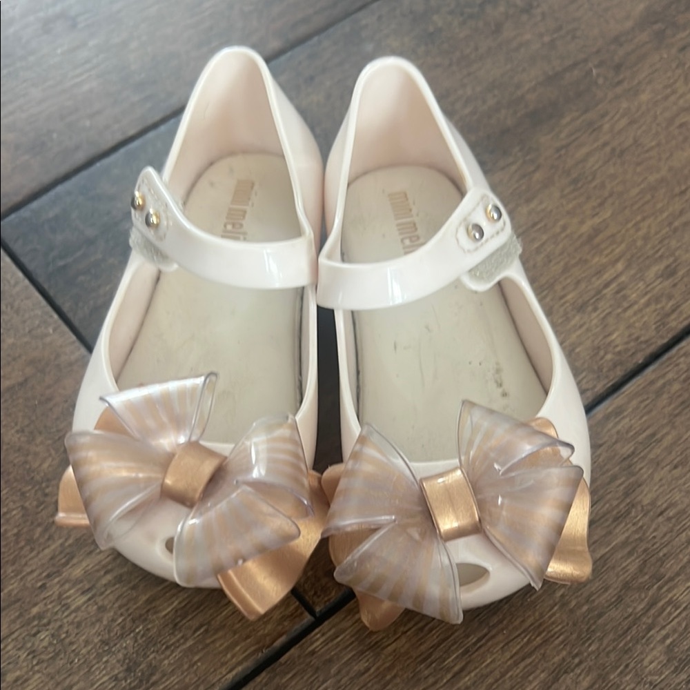 Mini Melissa Cream and Gold Dress Shoes with Bow